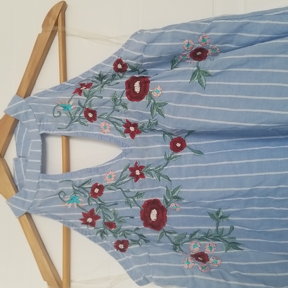 Floral & blue top - Picture 2 of 4